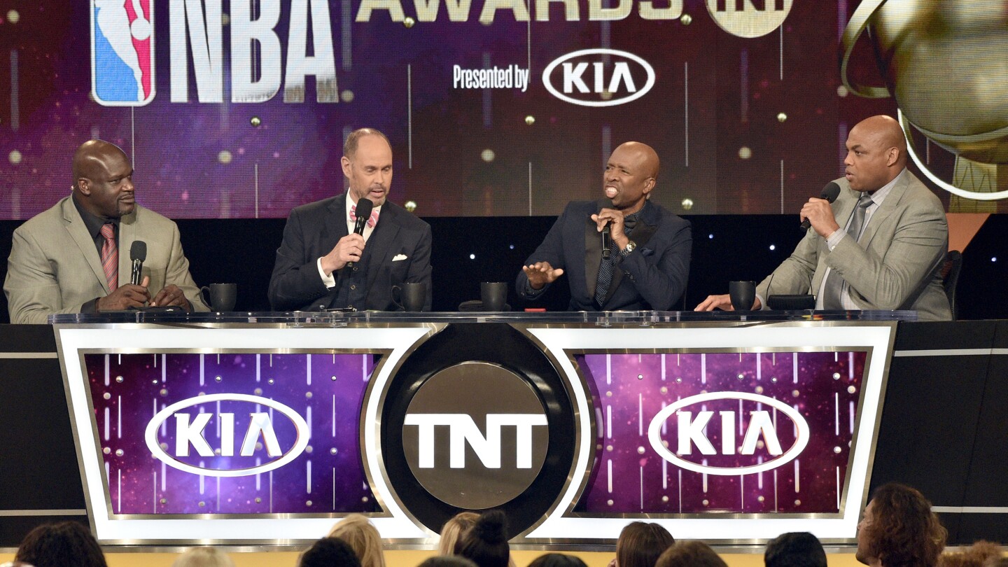 And with that, an era ends: 'Thanks for watching us. It's the NBA on TNT'