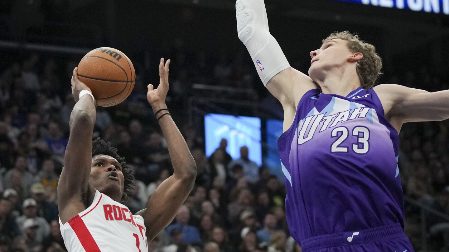 NBA fines Jazz $100,000 for holding Lauri Markkanen out of recent games