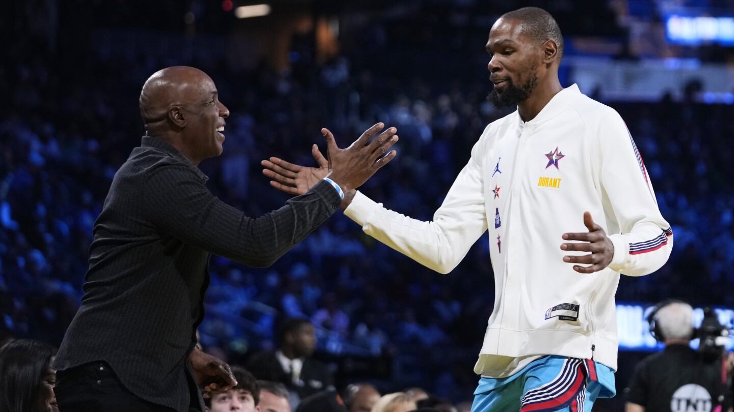 A home game for San Antonio, a homecoming for Kevin Durant when Suns and Spurs meet in Austin