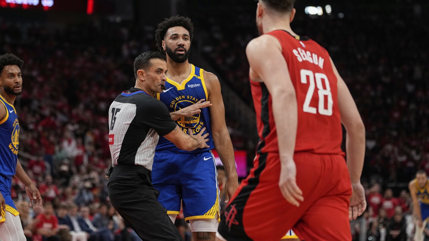 Warriors' Pat Spencer ejected against Rockets after headbutting Alperen Sengun