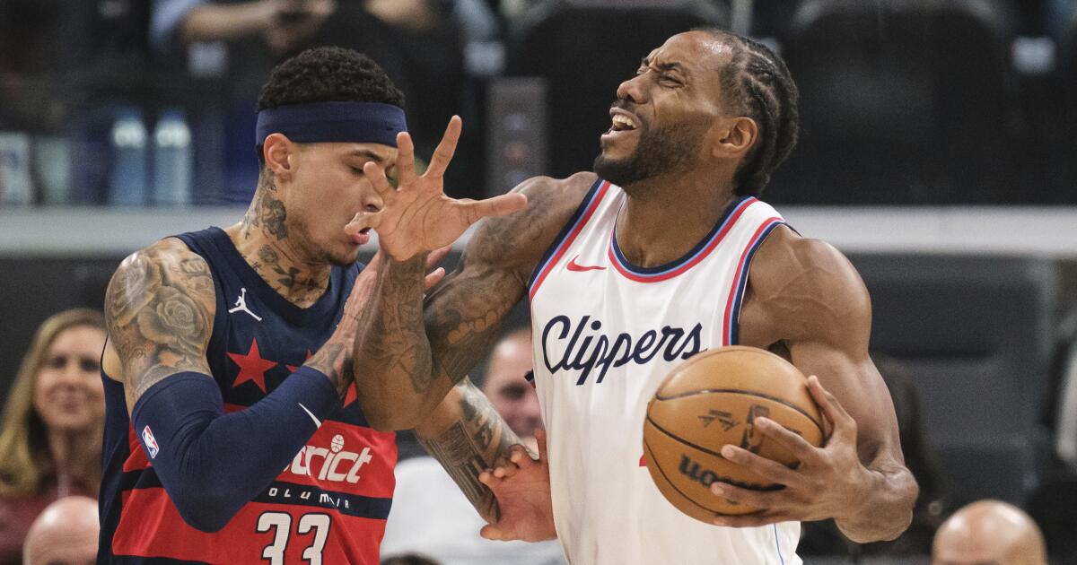 Tyronn Lue isn't happy with Clippers' play in win over Wizards