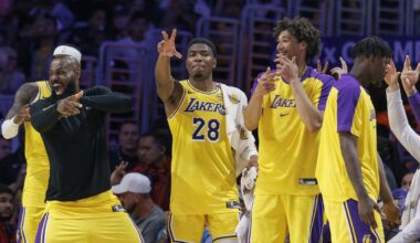 LeBron James exits early as Lakers beat Rockets for No. 3 seed