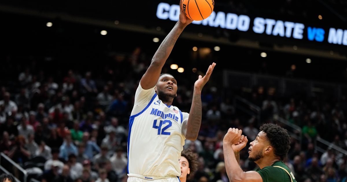 Milwaukee Bucks work out Izan Almansa and more for 2025 NBA draft