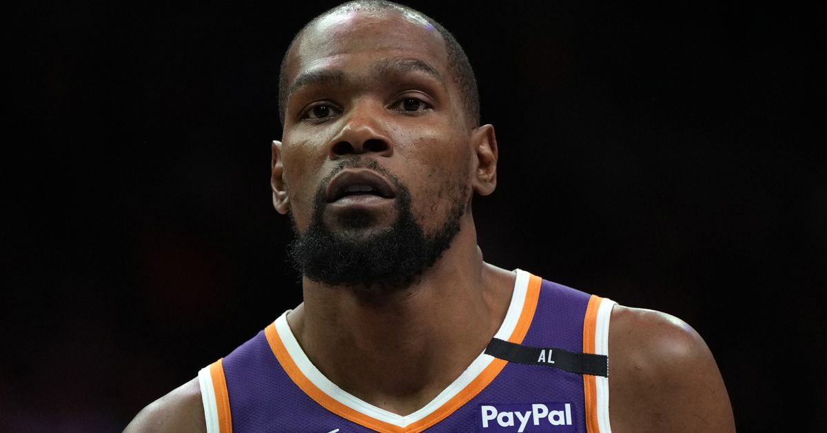 Mock Trade: Kevin Durant ends up in his preferred destination, while the Suns recoup a star-level player in a three-team deal