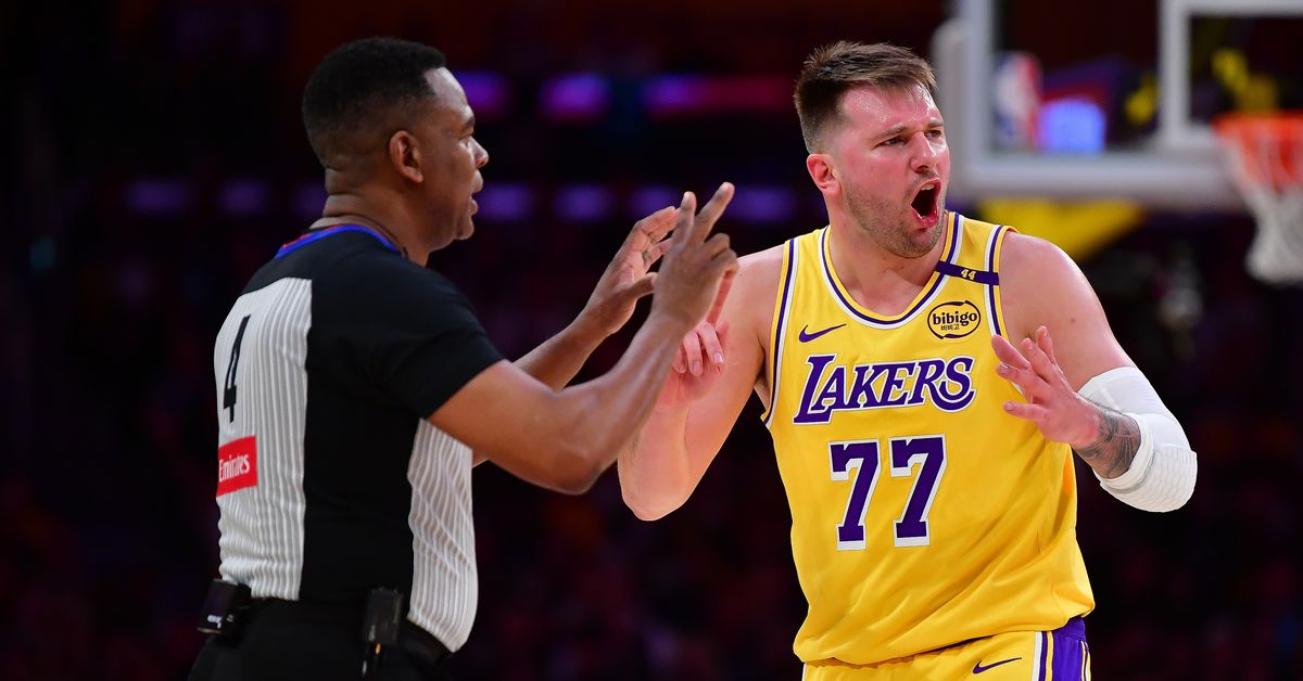 What happens if the Lakers strike out in free agency this summer?
