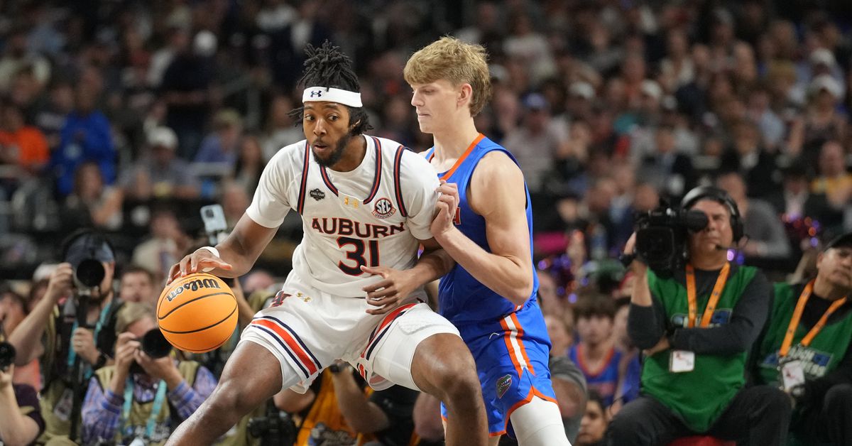 Report: Cavs sign Chaney Johnson to Exhibit-10 contract