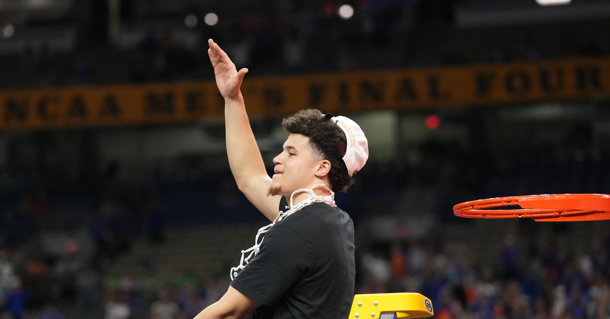 A few guards the Mavericks could pick up that would help them win now