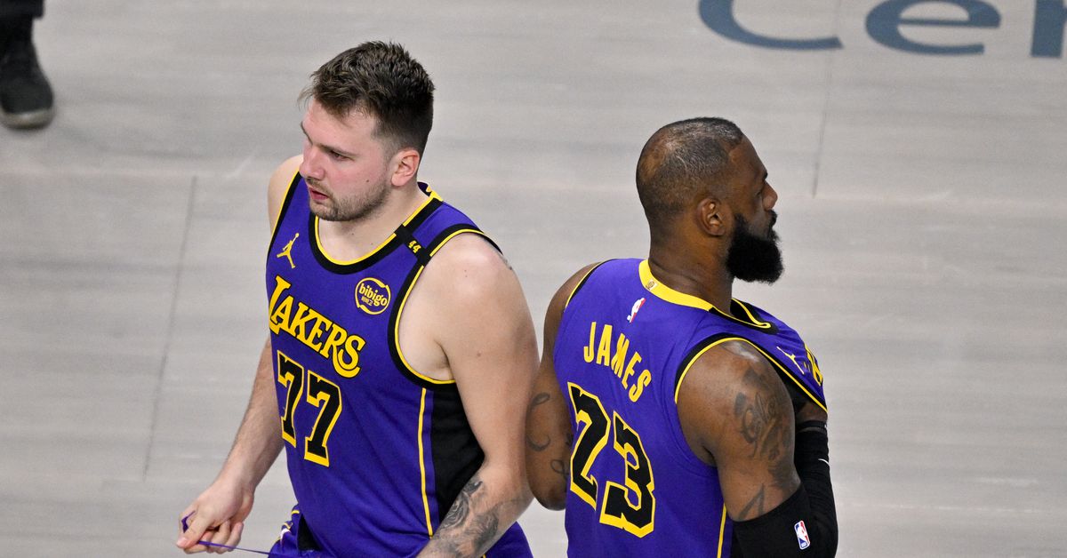 What does the best case scenario offseason look like for the Lakers?