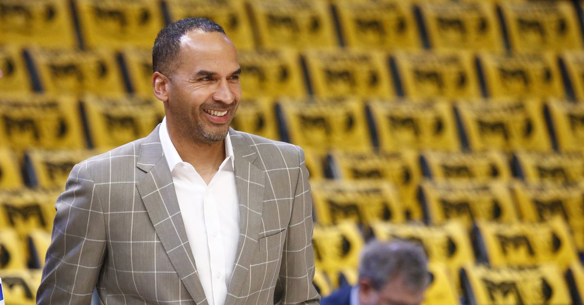 The Mavericks aren’t firing Nico Harrison, which makes things weird