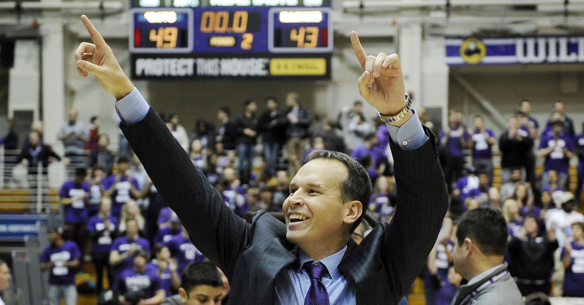 How to Bet College Basketball: Make Money Off the Northwestern-Illinois Rivalry