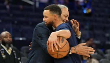 Stephen Curry could play 'well into his 40s' before NBA retirement, father Dell Curry says