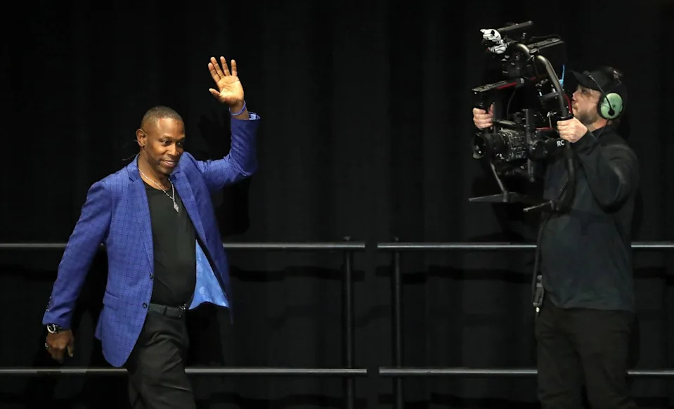 Former MLB great Kenny Lofton© Jeff Lange / USA TODAY NETWORK via Imagn Images