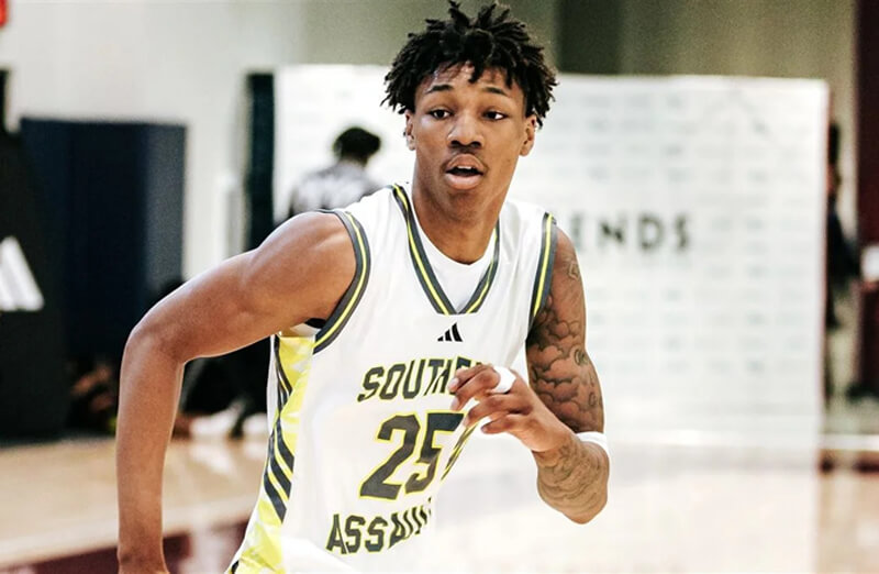 IU basketball among six finalists for class of 2026 center Davion Adkins - Inside the Hall