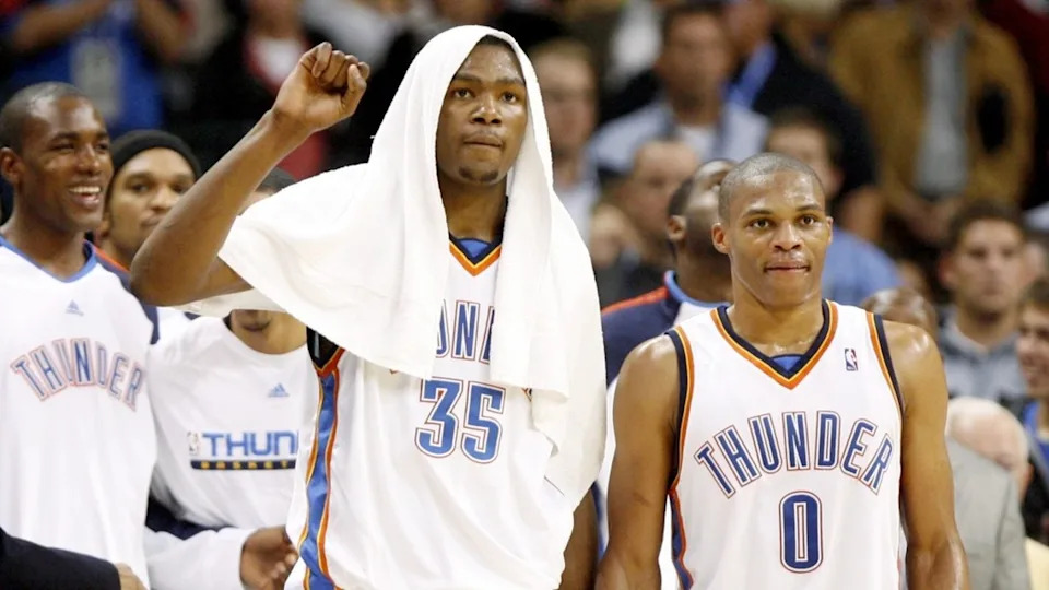 Oct. 28, 2009; Oklahoma City, OK, USA; Oklahoma City's Kevin Durant and Russell Westbrook react in final seconds of the Oklahoma City Thunder NBA basketball opening night game against the Sacramento Kings at the Ford Center; Mandatory credit: Bryan Terry-USA TODAY NETWORK© The Oklahoman-USA TODAY NETWORK