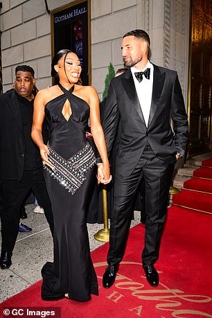 The pair put on a loved-up display at the Pete & Thomas Foundation Gala at Gotham Hall