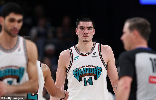 Zach Edey reportedly cut a plea deal with prosecutors to settle his reckless driving case