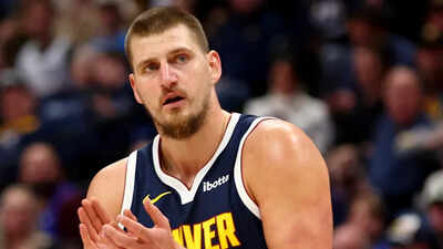 Will Nikola Jokic play tonight against the Atlanta Hawks? Latest update on the Denver Nuggets star's injury report (January 1, 2025)