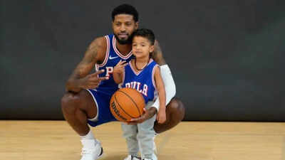 Philadelphia 76ers star Paul George had an adorable father-son moment attending Summer League Game in Las Vegas