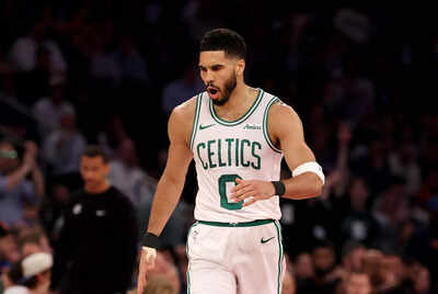 Jayson Tatum personally recruiting Damian Lillard to Boston Celtics as both stars recover from injuries