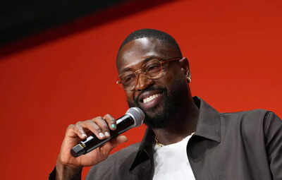 Dwyane Wade has first-hand experience on how Ty Lue will manage a star-studded Los Angeles Clippers lineup