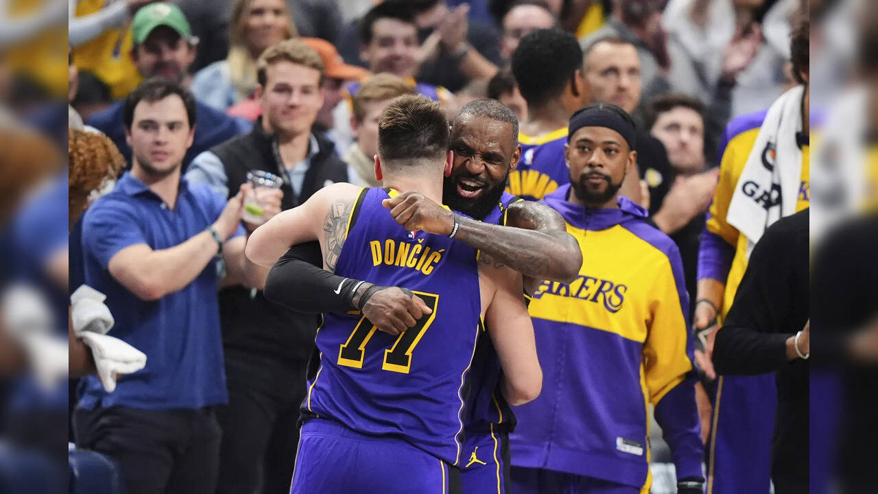 APTOPIX Lakers Mavericks Basketball APTOPIX Lakers Mavericks Basketball