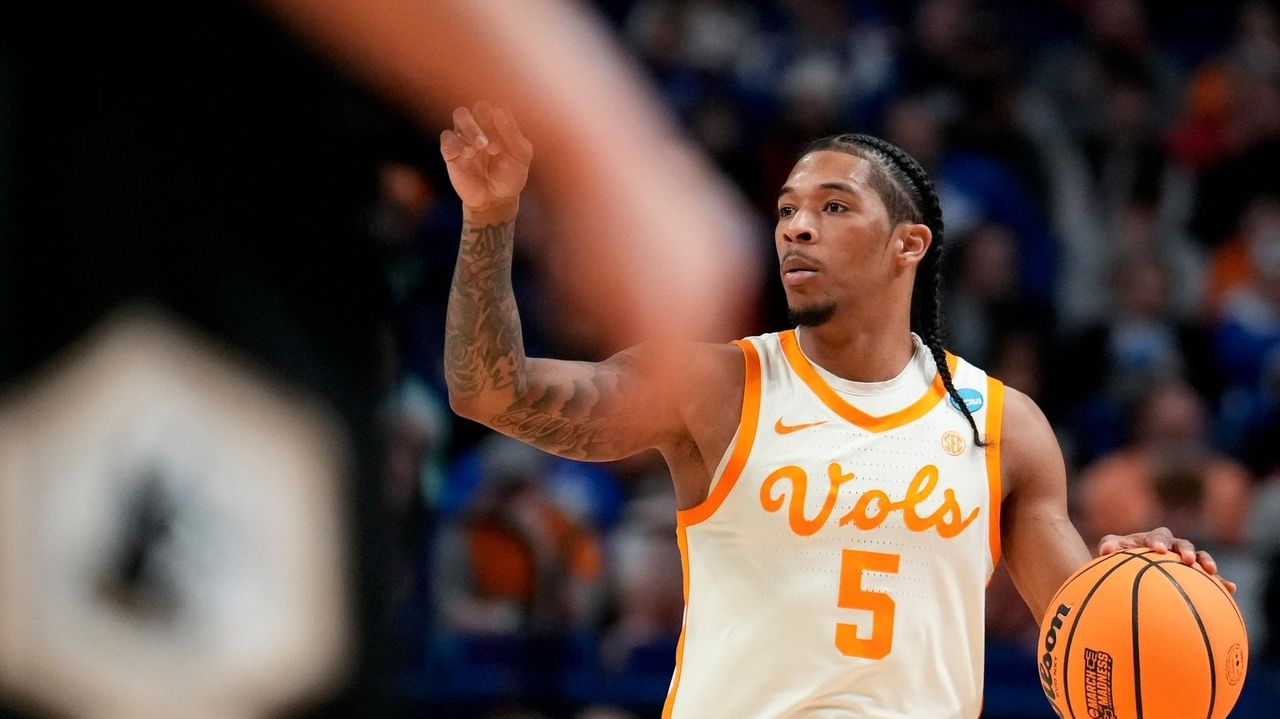 Zakai Zeigler drops bid to play 5th college season, but his lawsuit against NCAA will continue