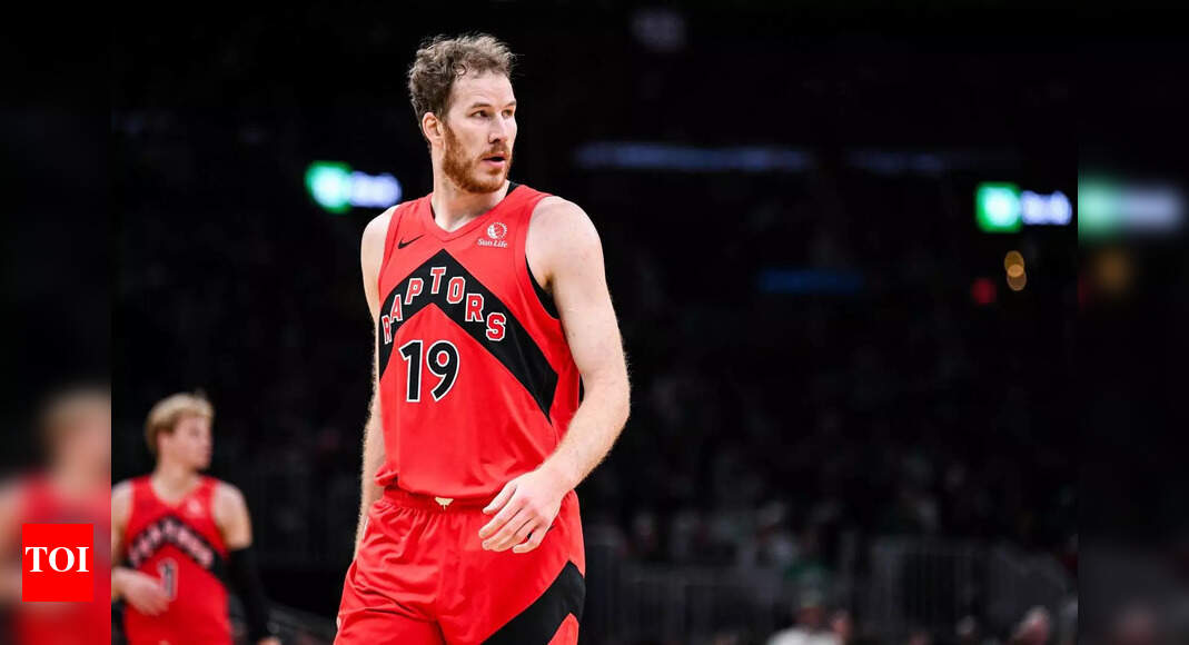 Toronto Raptors Sign Jakob Poeltl to Four-Year, $104 Million Contract Extension | NBA News