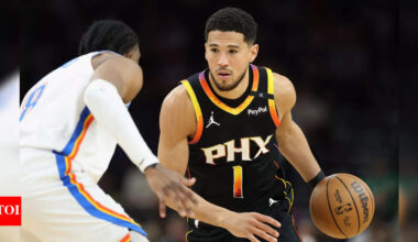 Devin Booker pays emotional tribute to Kevin Durant after seven-team trade sends star to Houston Rockets | NBA News