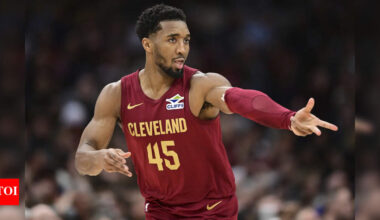 Will Donovan Mitchell play today against the Orlando Magic? Latest update on the Cleveland Cavaliers star's injury report (March 16, 2025) | NBA News