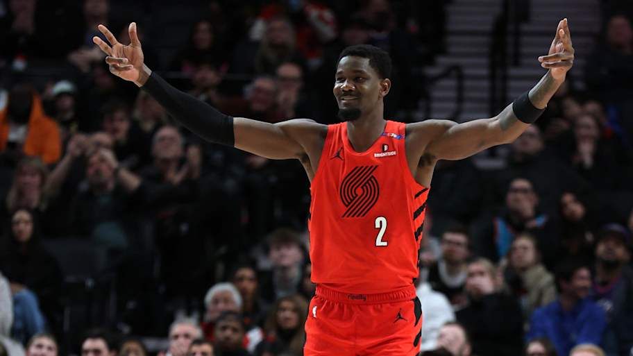 Sports Illustrated - Deandre Ayton Explains Why He…