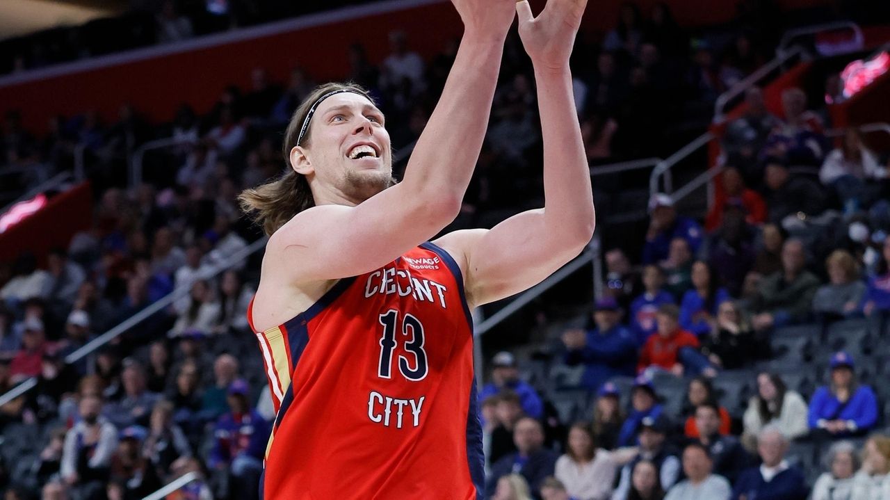 Kelly Olynyk on the move again, this time traded to San Antonio, AP source says