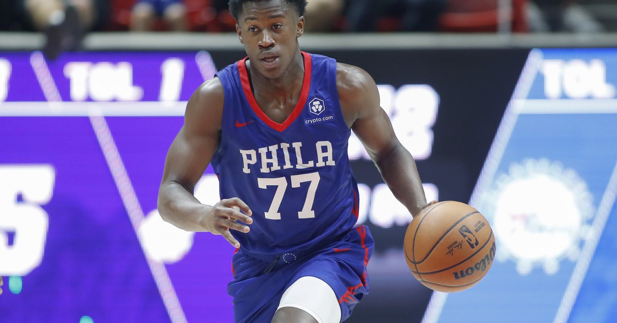 Sixers’ VJ Edgecombe diagnosed with thumb sprain, ruled out vs. Spurs in Vegas summer league