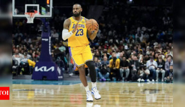 Will LeBron James play tonight against the Denver Nuggets? Latest update on the Los Angeles Lakers star's injury report (March 19, 2025) | NBA News