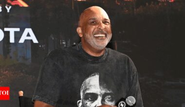 Kyrie Irving drops powerful 3-word message as Phil Handy set to wear Dallas Mavericks jersey | NBA News