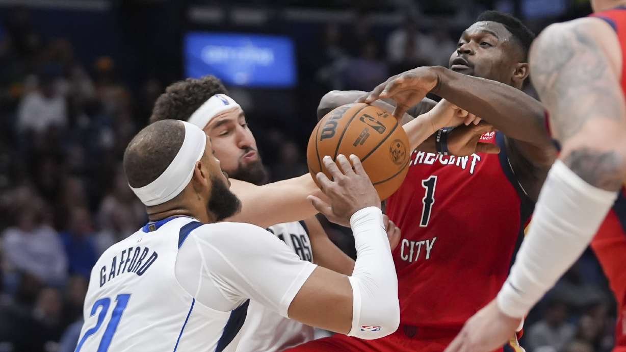 Zion Williamson sits out the Pelicans' game against the Celtics because of a stomach illness