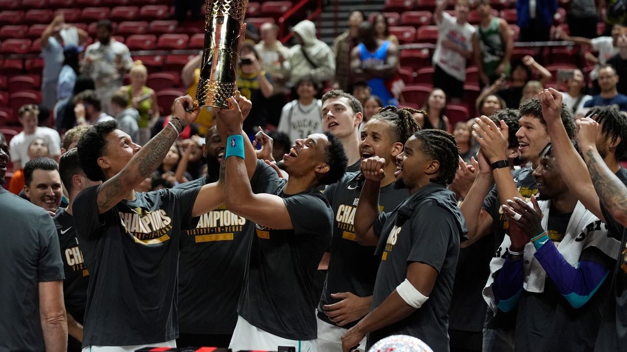 Knueppel scores 21 as Hornets win first NBA Summer League title by holding off the Kings