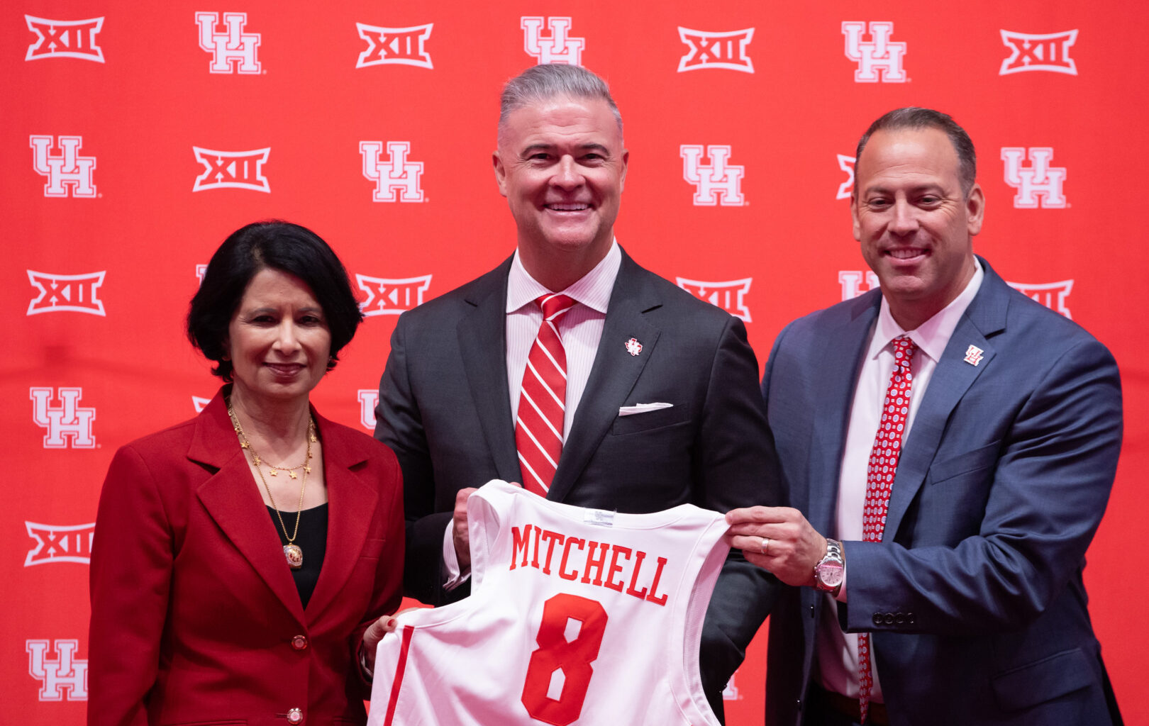 Next great rebuild: Matthew Mitchell’s mission to elevate Houston women’s basketball