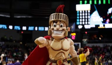 USC lands another No. 1 prospect in women's basketball as Saniyah Hall commits