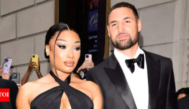 Dallas Mavericks star Klay Thompson gets cozy with Megan Thee Stallion on offseason fishing retreat | NBA News