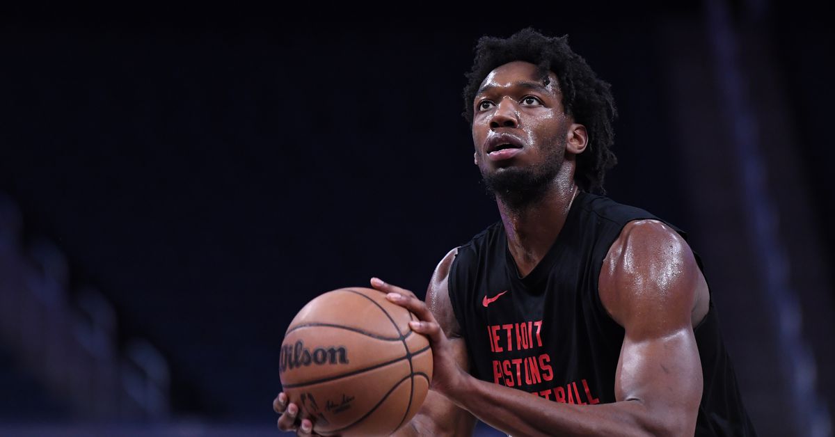 Pacers re-sign former Warriors center, 2020 second-overall pick