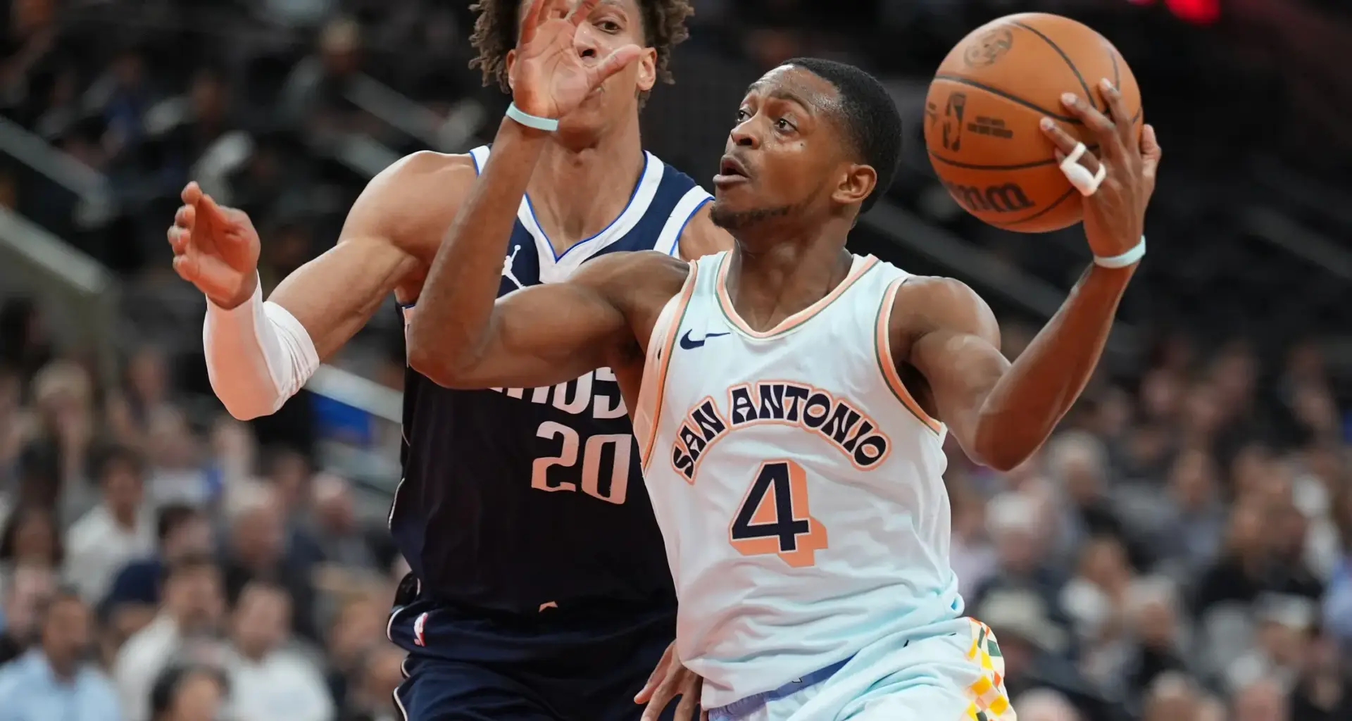 De'Aaron Fox ignites Kings’ season opener, declaring "we’re just getting started" after dazzling performance