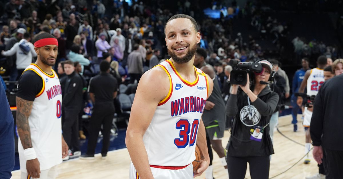 Steph Curry, Andrew Wiggins graded in Warriors win over Timberwolves
