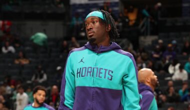 Lakers trade Dalton Knecht, draft pick to Hornets for Mark Williams