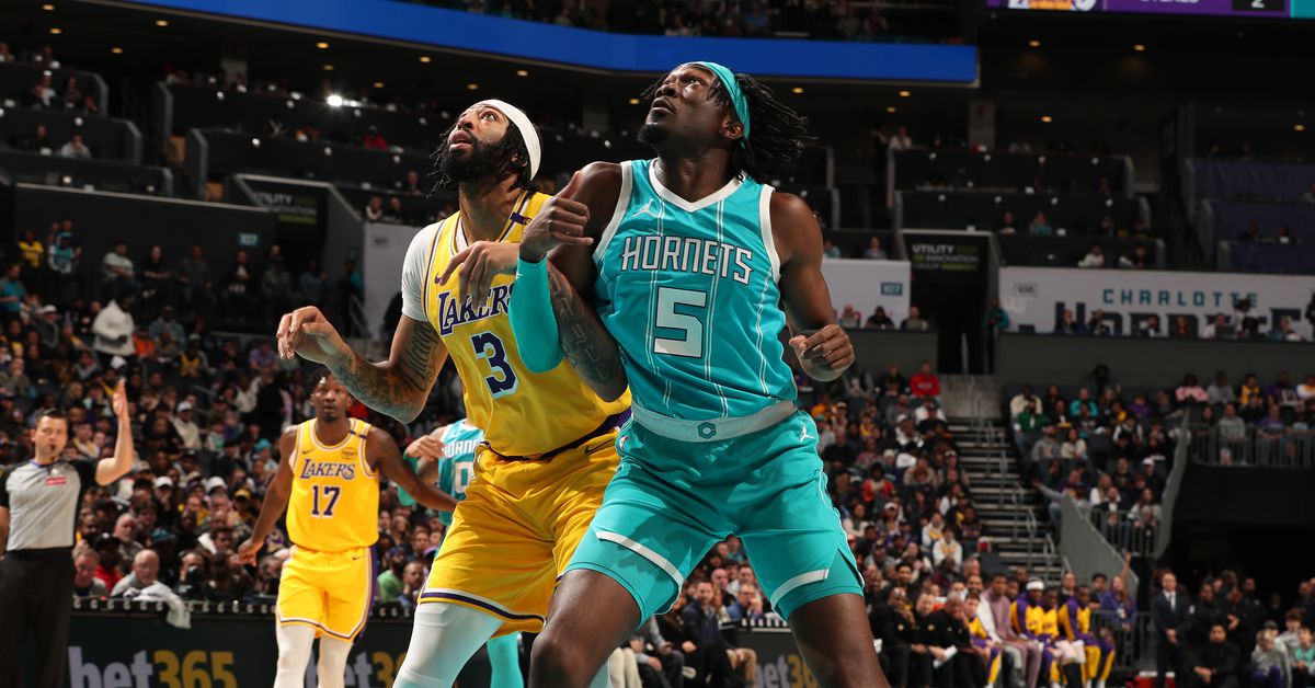 Why the Lakers failed Mark Williams on his physical, explained