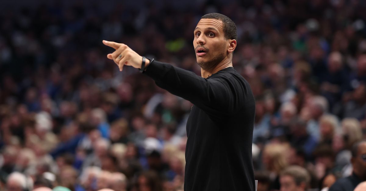 6 things I noticed from sitting courtside(ish) at Celtics-Mavericks