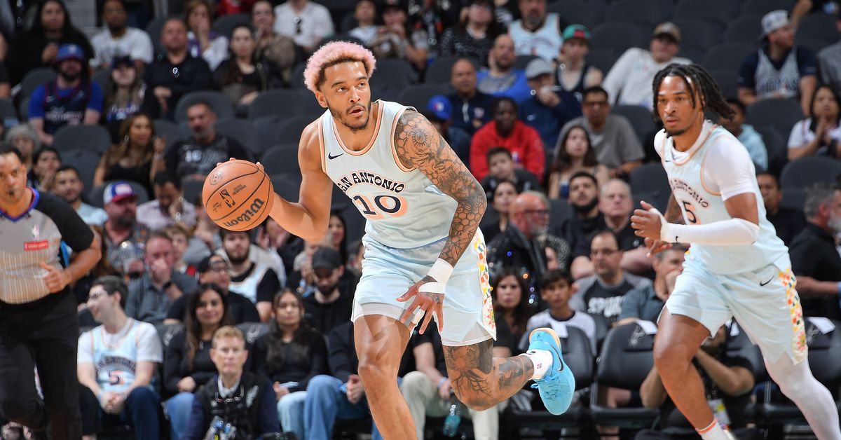 The ideal development for the Spurs young core