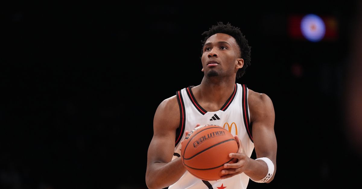 6 men’s college basketball teams who got better this offseason, and 2 who got worse