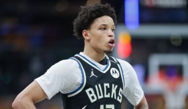 NBA Free Agency: Milwaukee Bucks re-sign young guard Ryan Rollins