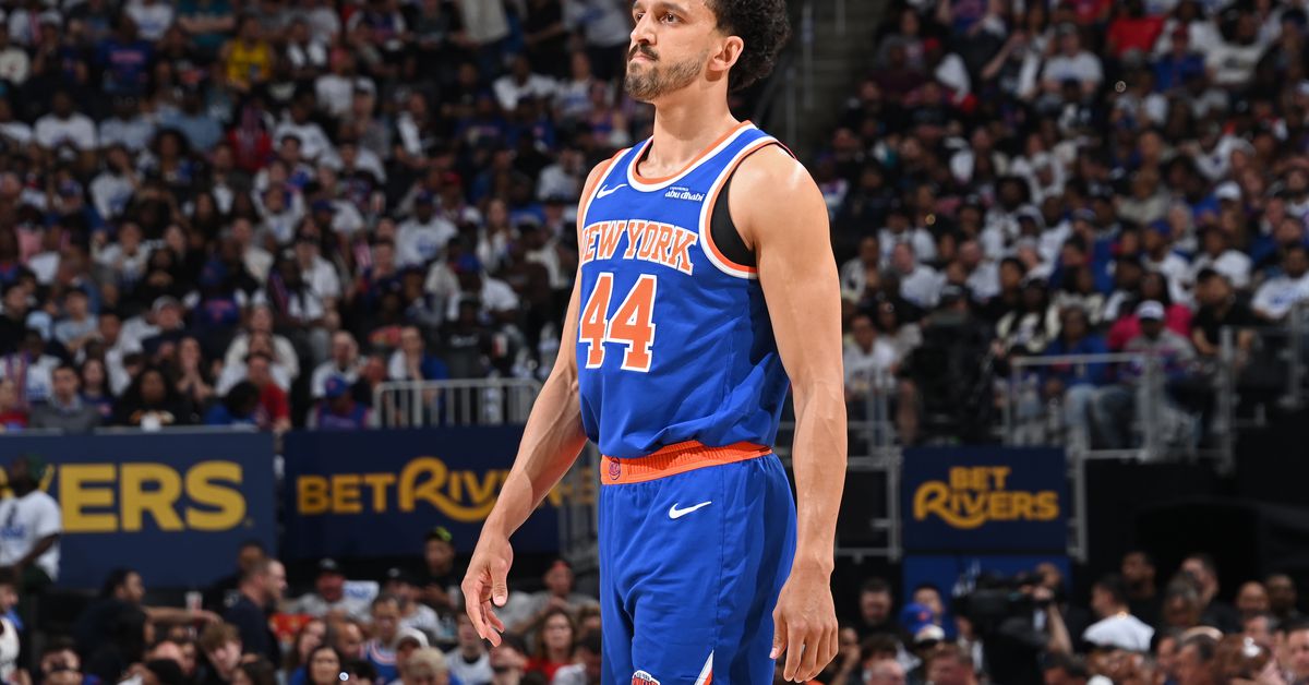 Who could the Knicks target with the last vet min spot?