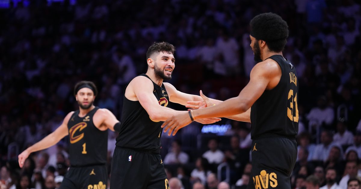 Player Grades: Cavs at Heat Game 3 - Cleveland dominates in Miami